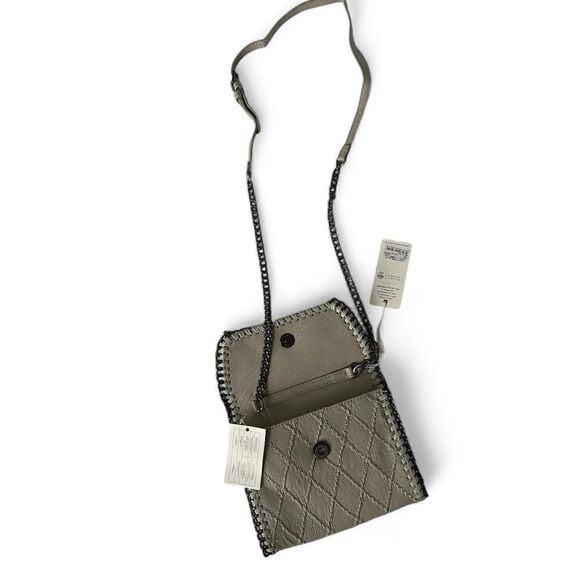 NWT Vegan Leather Crossbody Bag Urban Expressions Misty Grey, PETA Approved - Picture 1 of 8